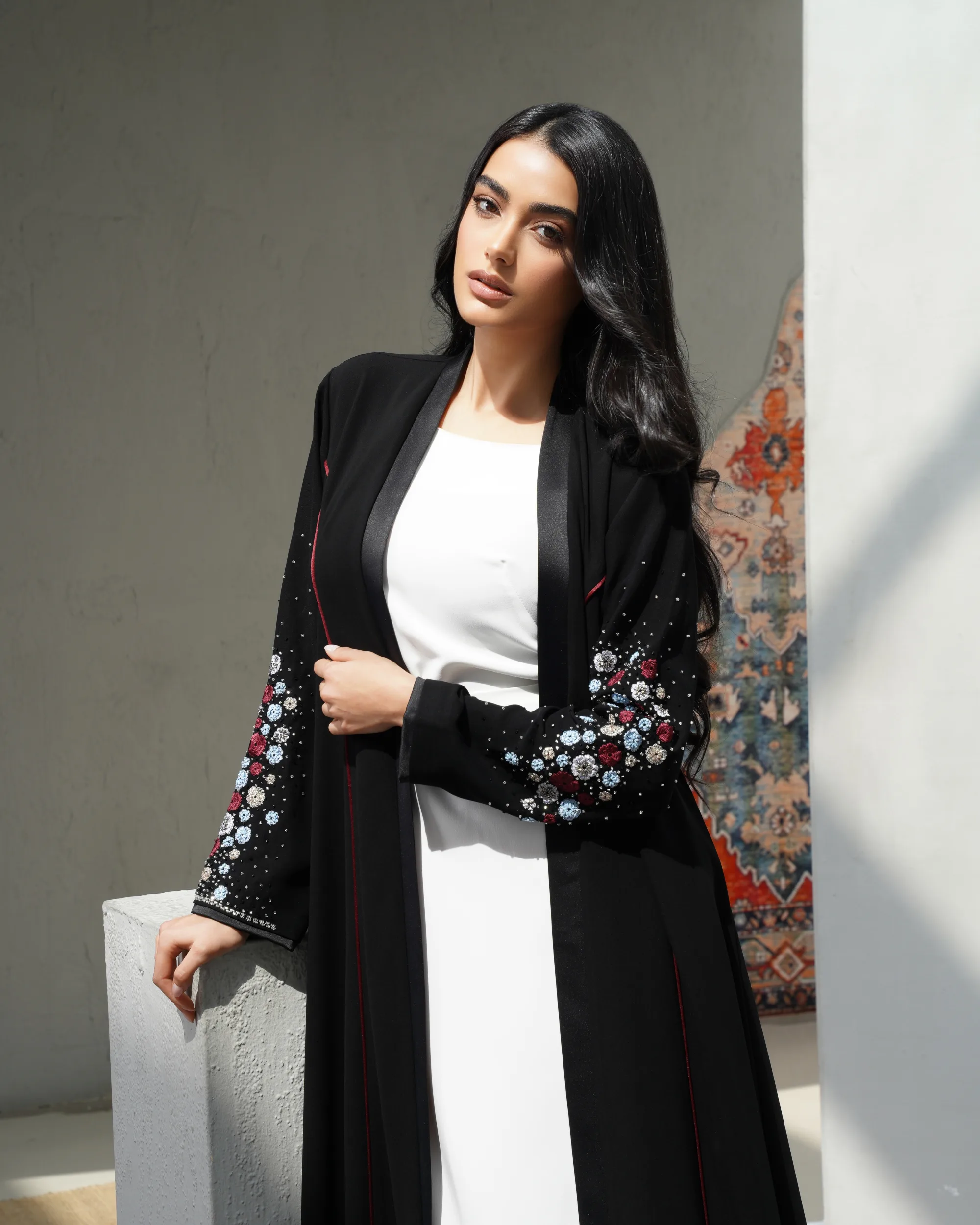Lumière Rose Abaya
