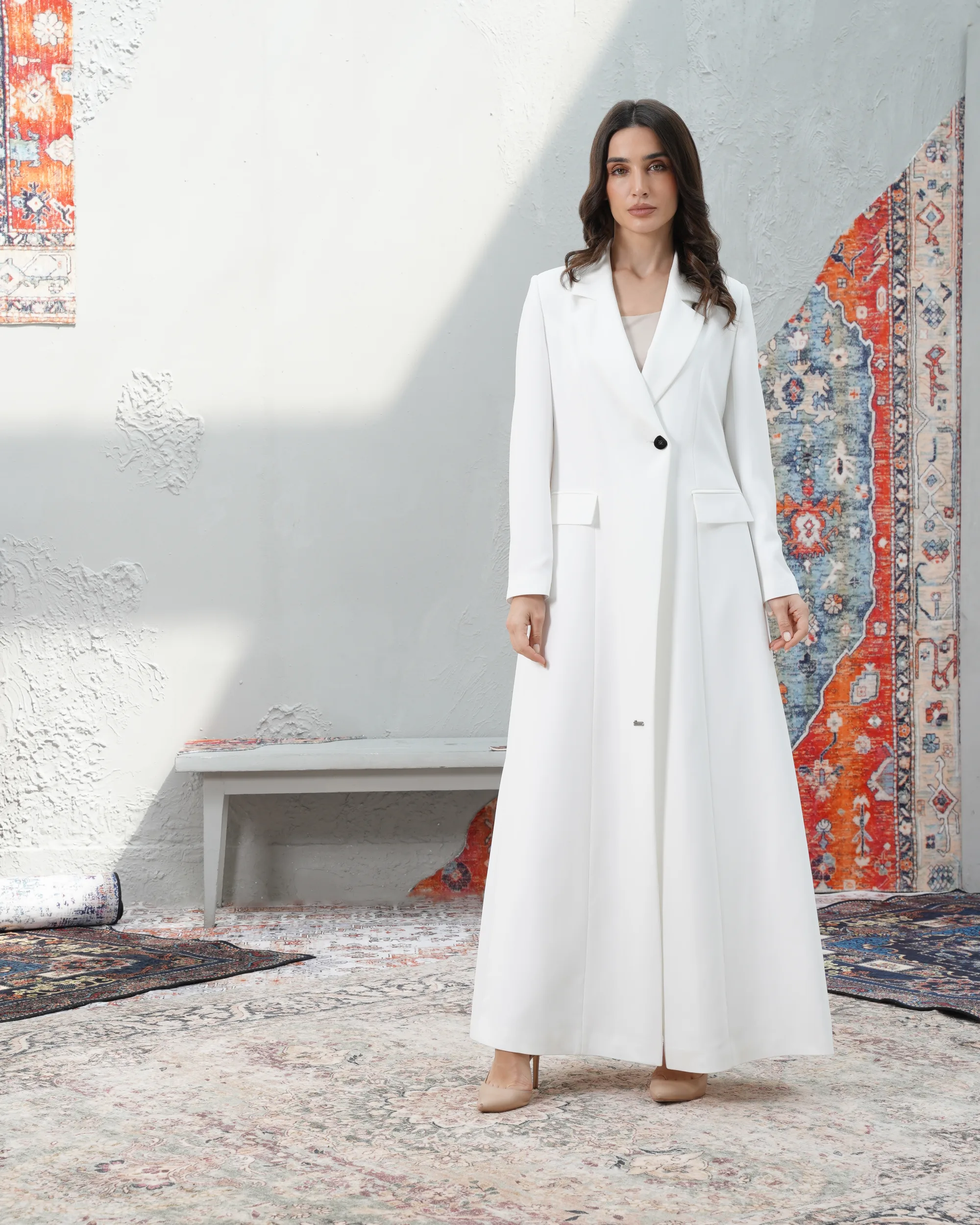 Bianca Lumière Abaya