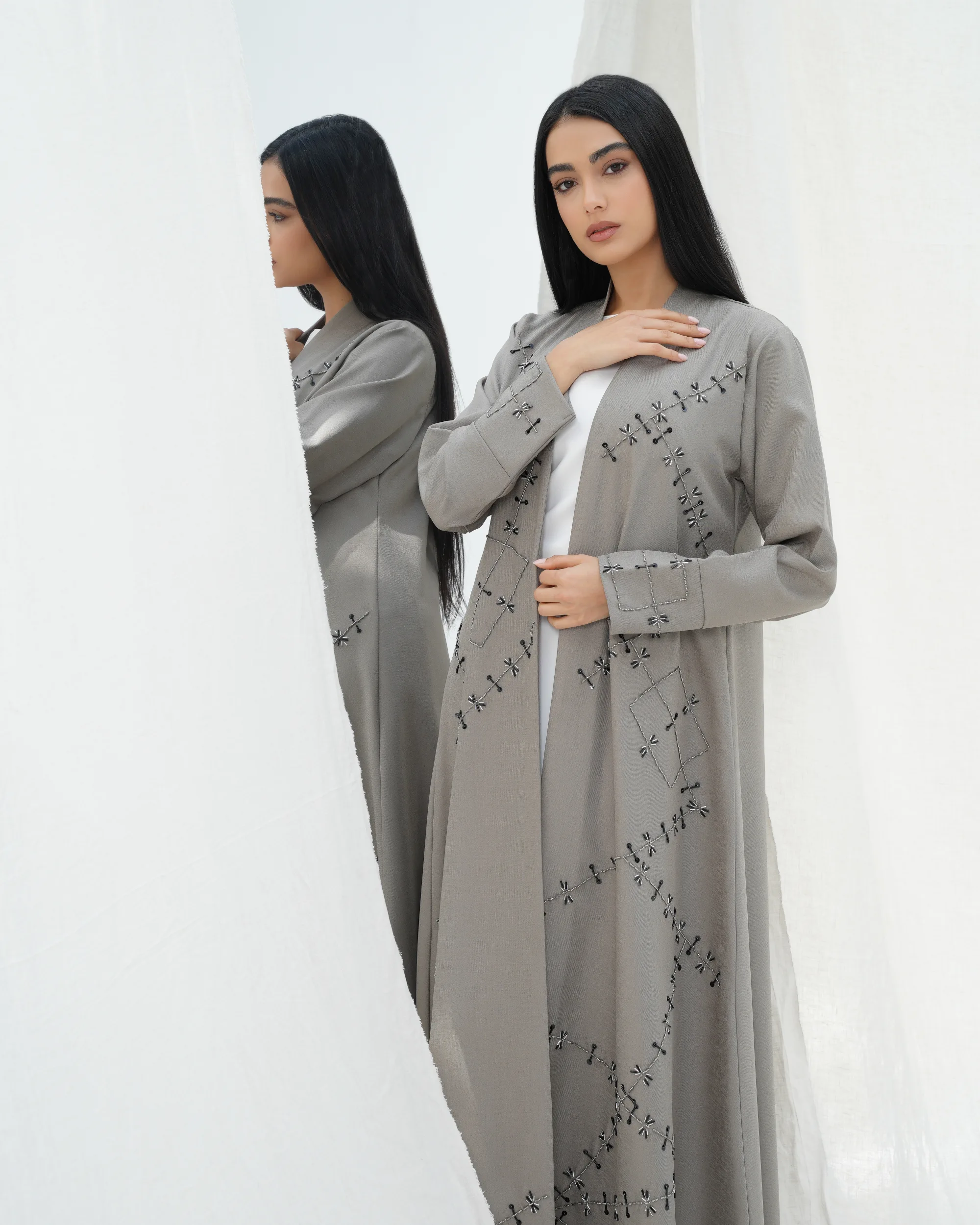Greige Crystal Crep Abaya