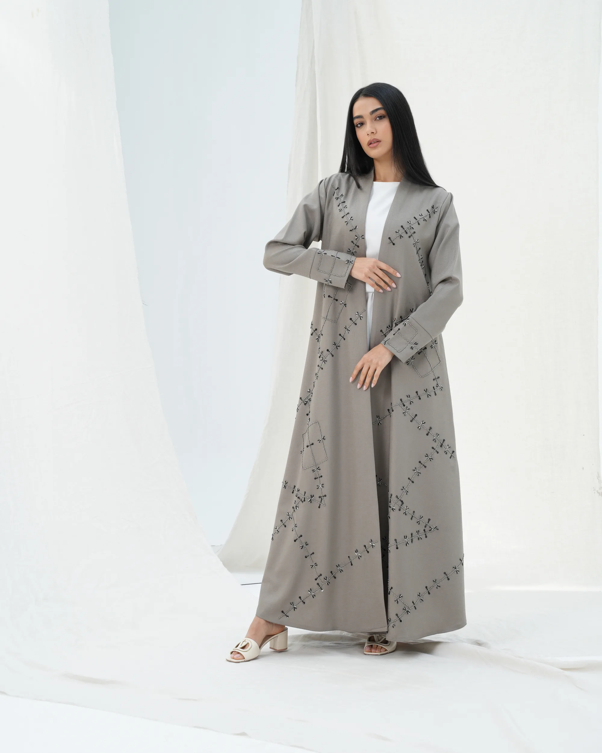 Greige Crystal Crep Abaya